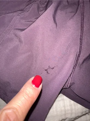 Lululemon Low Rise Tracker Shorts V size 4 thumbnail 8