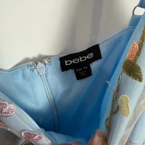 Bebe Blue Floral Flowers Sheer Sleeveless Dress thumbnail 5