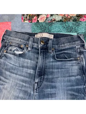 AYR $225 The Bomb Pop Women's W26 Blue Denim Jeans Med Wash Raw Hem Straight Leg thumbnail 3