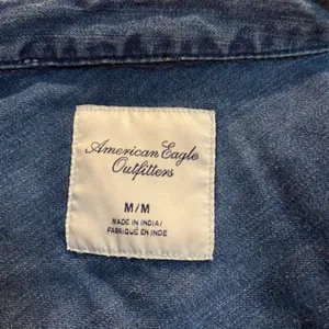 American Eagle Long Sleeve Jean Button Up Shirt thumbnail 4
