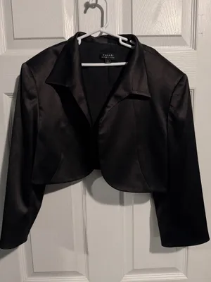 Women’s Tahari Black Cropped Satin Blazer Size - 12 thumbnail 1