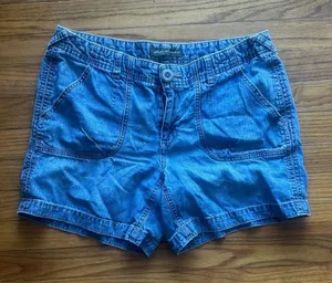 Eddie Bauer Denim Jean Shorts 8 Classic Five Pocket Casual Summer Style thumbnail 1