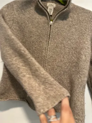 LL Bean Lambswool Angora Blend Oatmeal Sz:M Full Zip Cardigan Sweater Mock Neck. thumbnail 7