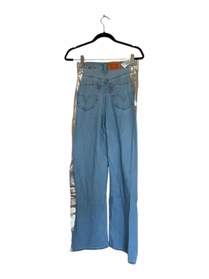 NWT Levi's Women's Blue Cinch Baggy Jeans With Foil Panel 25X31 thumbnail 12