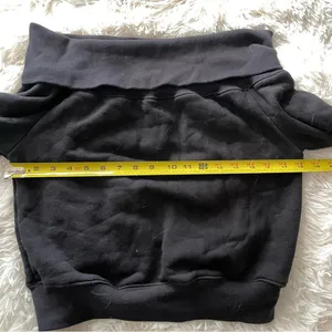 Good American black off the shoulder sweatshirt thumbnail 8