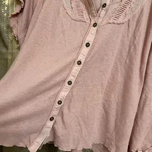 Free People We The Free Blush Pink Sophia Button Down Blouse Small NWOT thumbnail 5