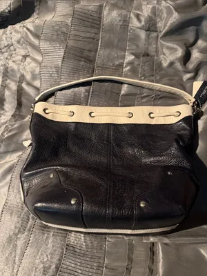 Coach Navy and Off White Drawstring Shoulder Bag thumbnail 4