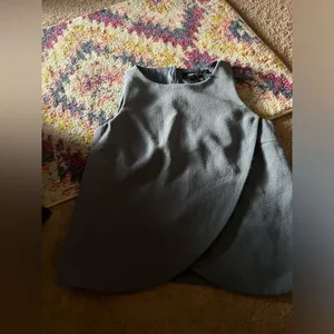 Theory‎ small blue top thumbnail 4