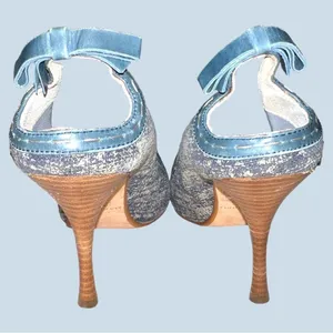 Max studio very nice quality gray denim fabric heels! thumbnail 8