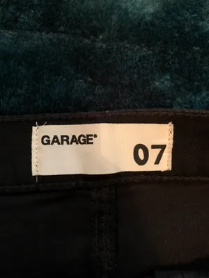 Garage High Waist Black Shorts thumbnail 3