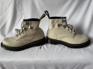 Dr. Martens Boots Leather Women’s thumbnail 7