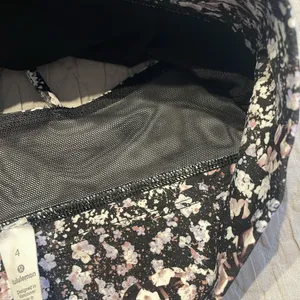 Lululemon Free to be Bra Long Line Black Pink Floral Spritz-Multi Size 4 thumbnail 8