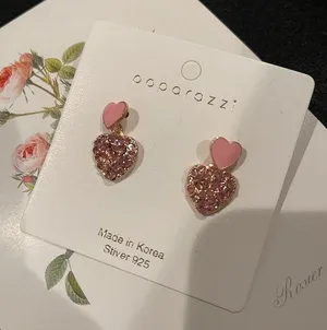 Pink heart earrings NWT thumbnail 1