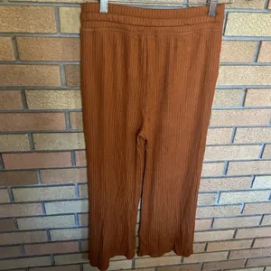 BEYOND YOGA Free Flow Wide-Leg Cropped Ribbed Pants Burnt Orange Size XS NWOT thumbnail 5