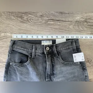 We The Free Jeans Sz 26‎ Black Faded Low Maintenance Mid Rise Crop Boot thumbnail 6