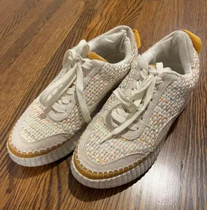 Universal Threads Woven Sneakers thumbnail 1