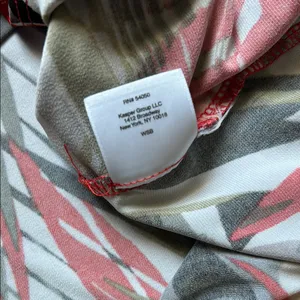 Jones Studio Graphic Black and White Blouse thumbnail 6