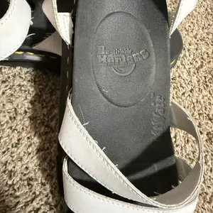 Dr. Martens Blaire White Leather Strappy Gladiator Sandals Womens 8 AW004 thumbnail 3