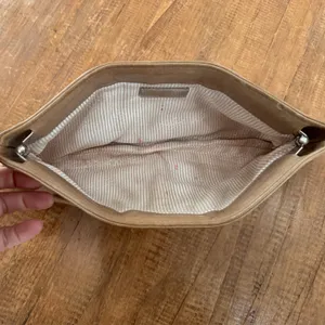 Lauren Merkin Pleated Leather Clutch Purse Tan Brown Very Soft Neutral thumbnail 7