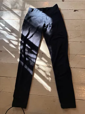 OFFLINE by Aerie OG Legging Regular Rise Short Inseam Women’s Leggings Size XS Fair Condition Gym Yoga thumbnail 2