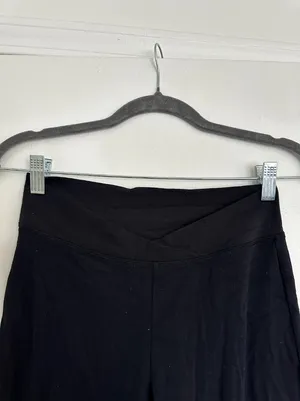 JOLYN Black Crossover Flare Leggings thumbnail 3
