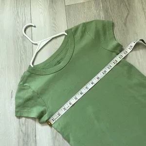 Brandy Melville Tshirt cotton crew short sleeve womens Green (one size) casual thumbnail 5