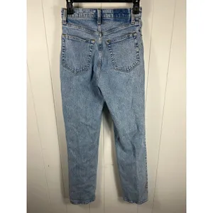 Abercrombie & Fitch 90's Straight Ultra High Rise Curve Love Jeans in Size 27/4 thumbnail 7