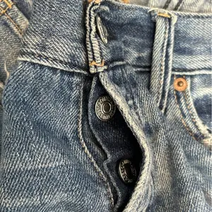 Abercrombie Button Fly Boyfriend Jeans 8R | 90s Denim Model Off Duty thumbnail 9