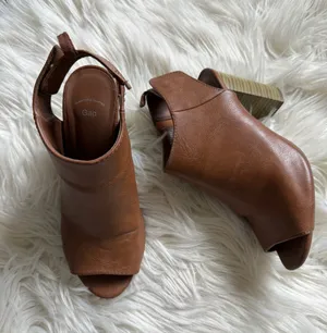 GAP peep toe booties thumbnail 1