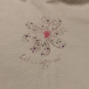 𝅺life is good sleep shirt size small . thumbnail 2