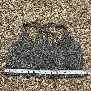 Lululemon Energy Sports Bra Size 8 thumbnail 5