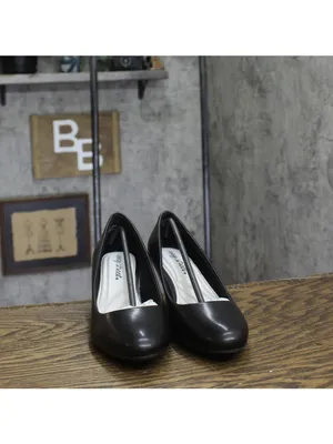 NWT Easy Street Faux Leather Fabulous Pump Block Heels FABULOUS Black 6.5WW thumbnail 4