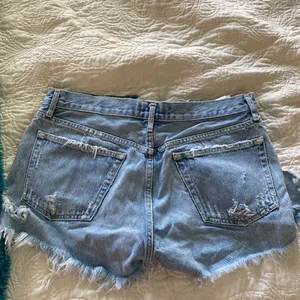 AGOLDE Parker Distressed Denim Shorts thumbnail 4