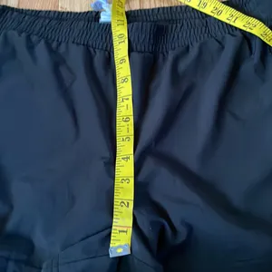 Fabletics Shorts Womens Large Black Pull On Lightweight Running Workout Gym thumbnail 5