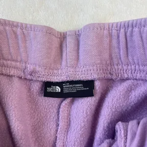 The North Face Purple Fleece Shorts Medium Women Lounge thumbnail 5