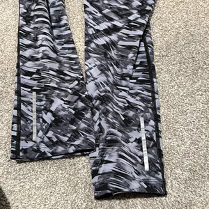 Nike Epic Luxe Patterned Cropped‎ Leggings size M thumbnail 9