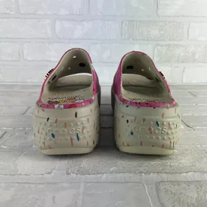 Crocs x Line Friends Stomp Slide Platform Womens 9 Petit Sweets Sandal Unisex M7 thumbnail 3