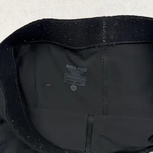 Nike Pro Compression Shorts Women’s Size Small Black Dri-FIT Training Workout thumbnail 2