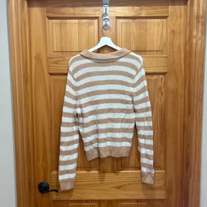 American Eagle Size XL Tan and White Collared Pullover Sweater Top. thumbnail 6