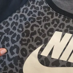 Nike gray and black Crewneck sweatshirt size Medium women's thumbnail 4