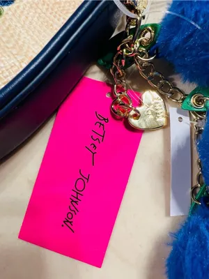 🫐👜BETSEY JOHNSON Straw Blueberry Shoulder Bag With Blueberry Pom-Pom Charm thumbnail 11
