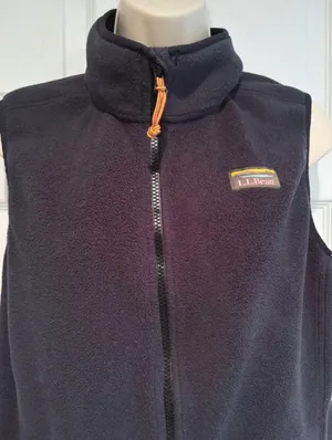LL Bean Womens Mountain Classic Fleece Vest Navy Blue Full Zip M REG 504675 cozy thumbnail 1