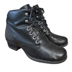 Merrell Shiloh Lace Up Boots Women's Size 8.5 Black Leather Classic‎ J42456 thumbnail 1
