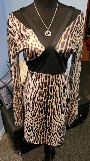 Cheetah Print Cold-Shoulder Dress Size: L VENUS thumbnail 1
