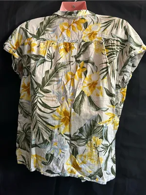 Old Navy Yellow & Green Floral Tie-Front Button Down Top LG thumbnail 2