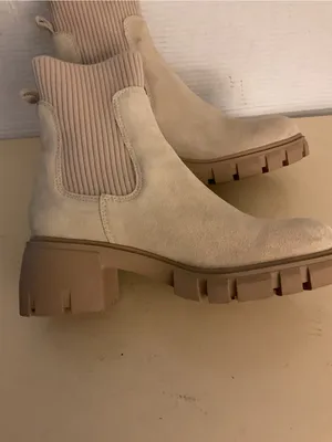 Steve Madden women Beige Suede Sock Chelsea Platform Boots US 7.5 thumbnail 11