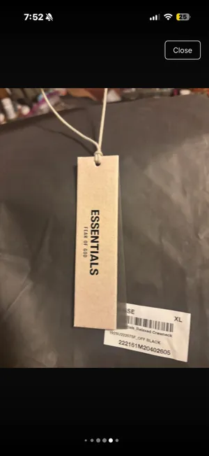 Essential fear of god crewneck size XL thumbnail 9