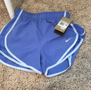 Nike Dri-Fit Women’s Shorts Mid-Rise 3” length purple thumbnail 1