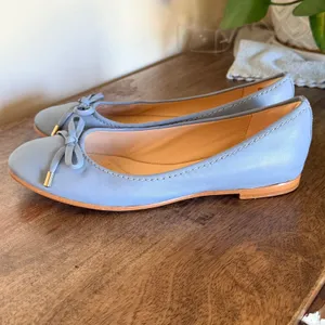 Clarks Grace Lily Ballet Flats Womens 6M Blue Leather Classic Bow Professional thumbnail 4