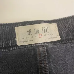 Free People We The Free Jean Shorts‎ Size 28 thumbnail 3